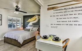 Island View Cottages Sebastian